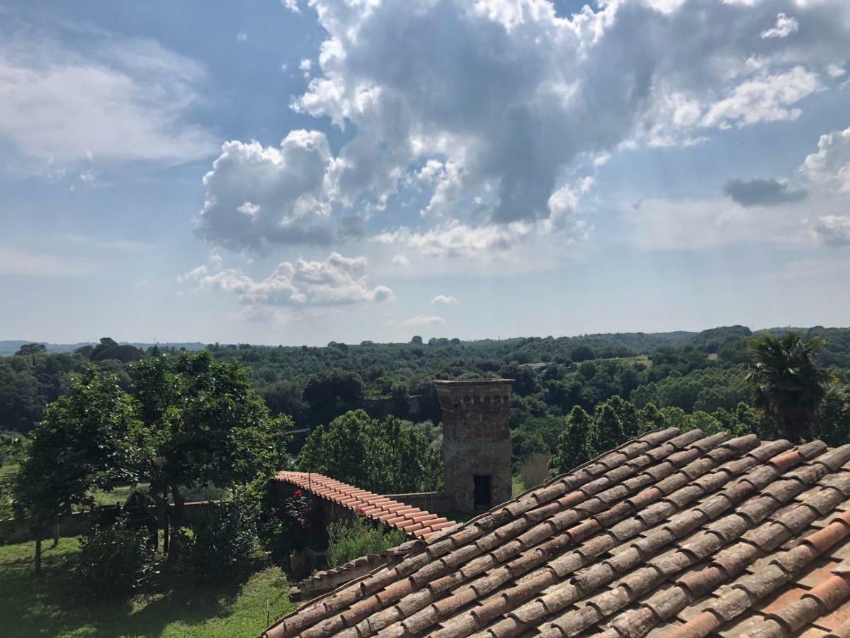 Casa Vacanze La Torretta Sutri Exterior photo