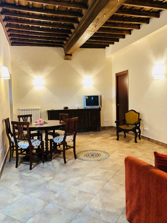 Casa Vacanze La Torretta Sutri Exterior photo