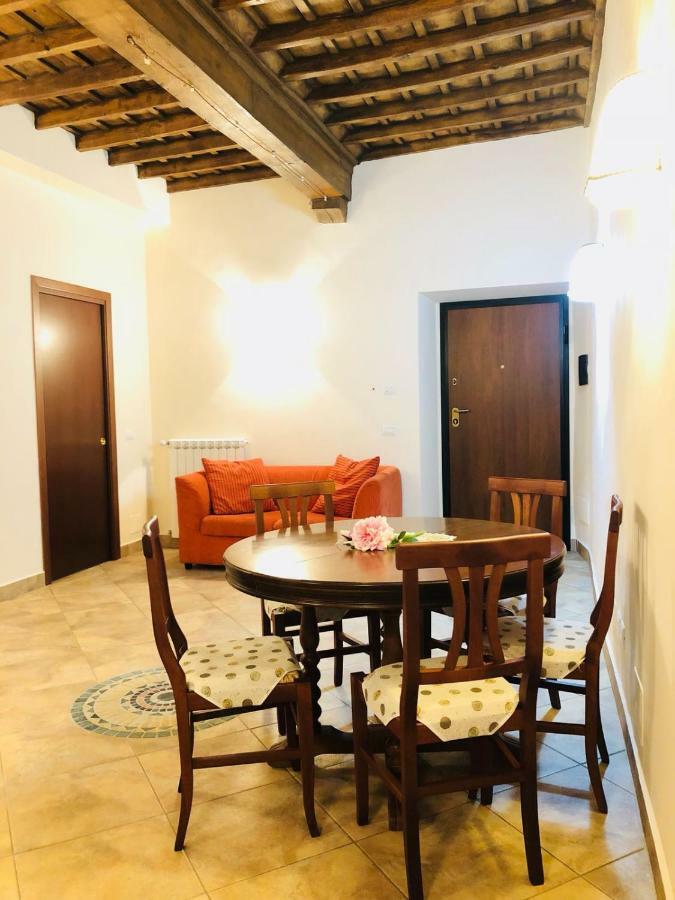 Casa Vacanze La Torretta Sutri Exterior photo