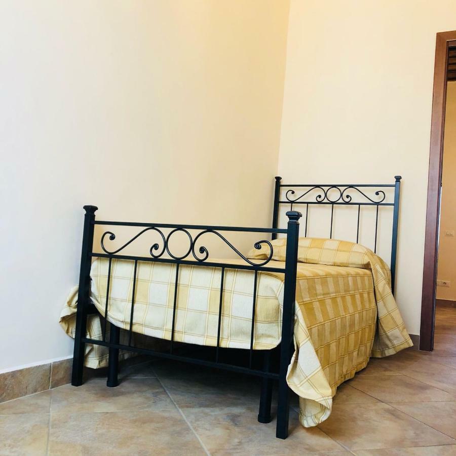 Casa Vacanze La Torretta Sutri Exterior photo